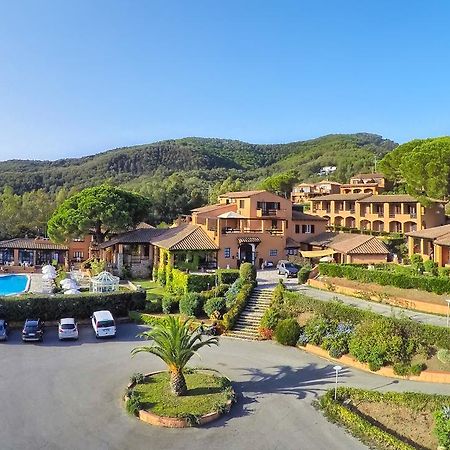 Resort Le Picchiaie Portoferraio Exterior photo