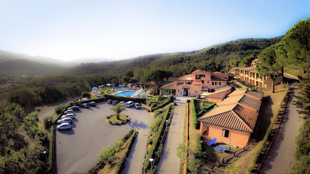 Resort Le Picchiaie Portoferraio Exterior photo
